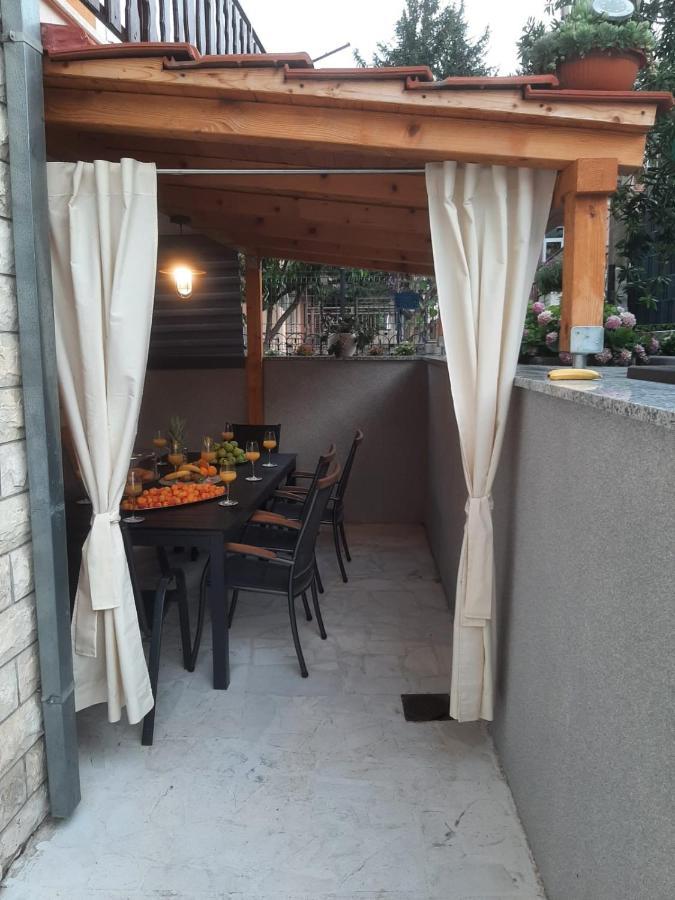 Kaštela Apartment Radalj מראה חיצוני תמונה