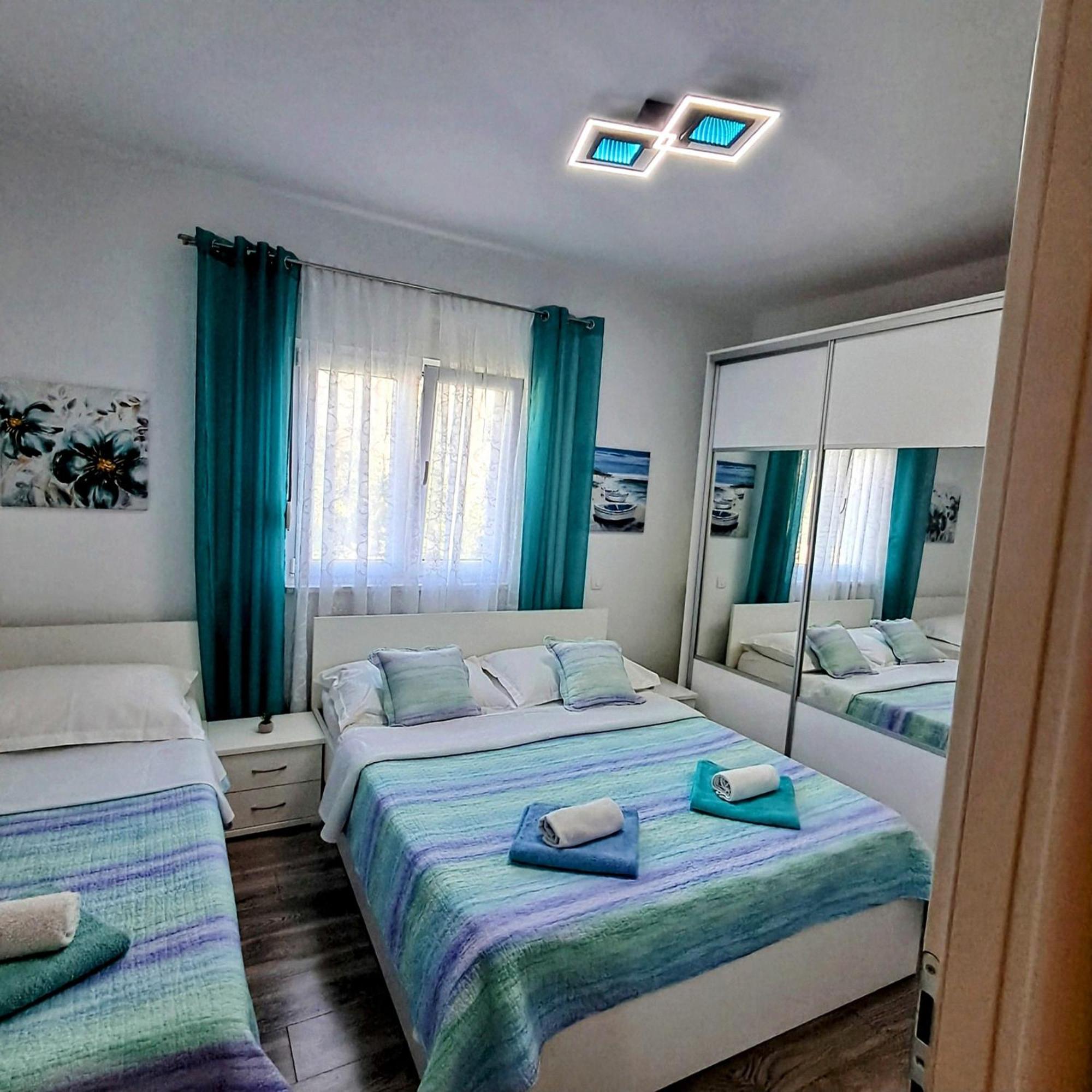 Kaštela Apartment Radalj מראה חיצוני תמונה